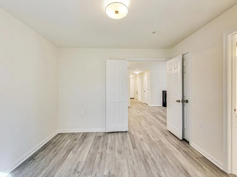 15300 Diamond Cove Ter #4 — Photo 21