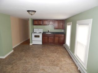 207 Pine St #5, Bangor, ME 04401