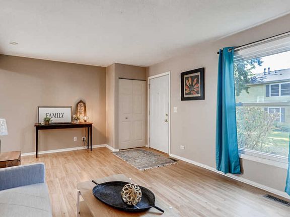 4th image of 353 Farmington Ln #353