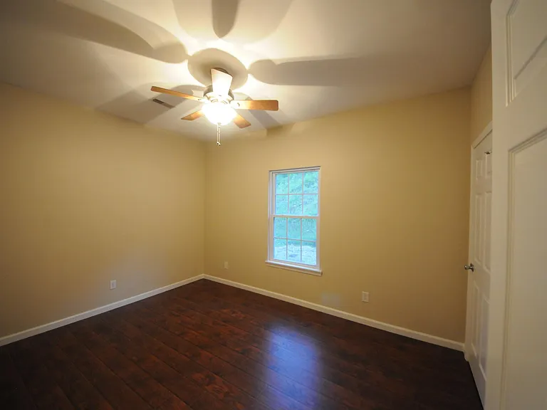 168 Waller Ln #168 — Photo 9