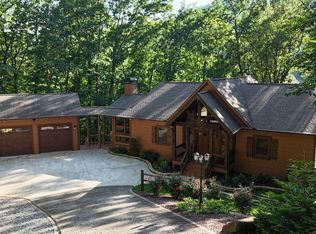 520 Mountain Falls Loop, Ellijay, GA 30536