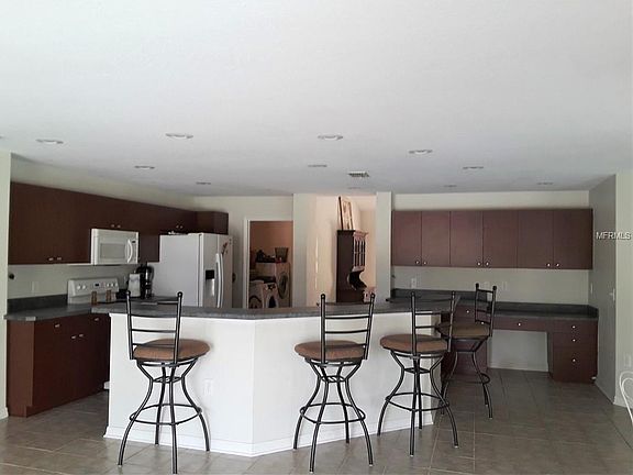 5th image of 18611 Lakeshore Dr
