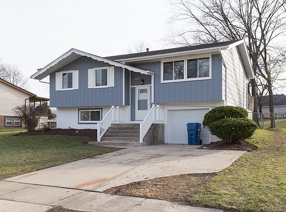 2nd image of 1423 Hartmann Dr