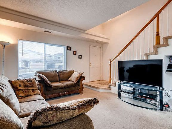 4th image of 3884 Orleans Ct