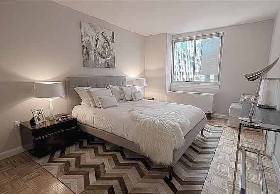 3rd image of 308 E 38th St #12DE