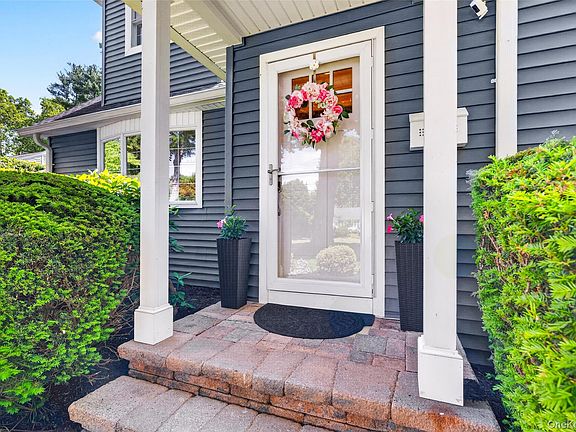3rd image of 10 N Edsall Avenue