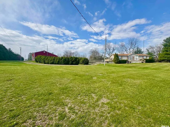 801 NW 9th Ave, Aledo, IL 61231