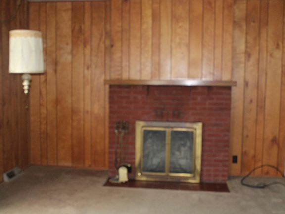 4th image of 20 Ross Ave
