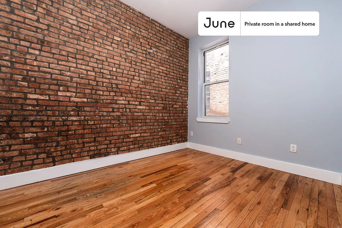 Building Photo - 886 Jefferson Ave #B