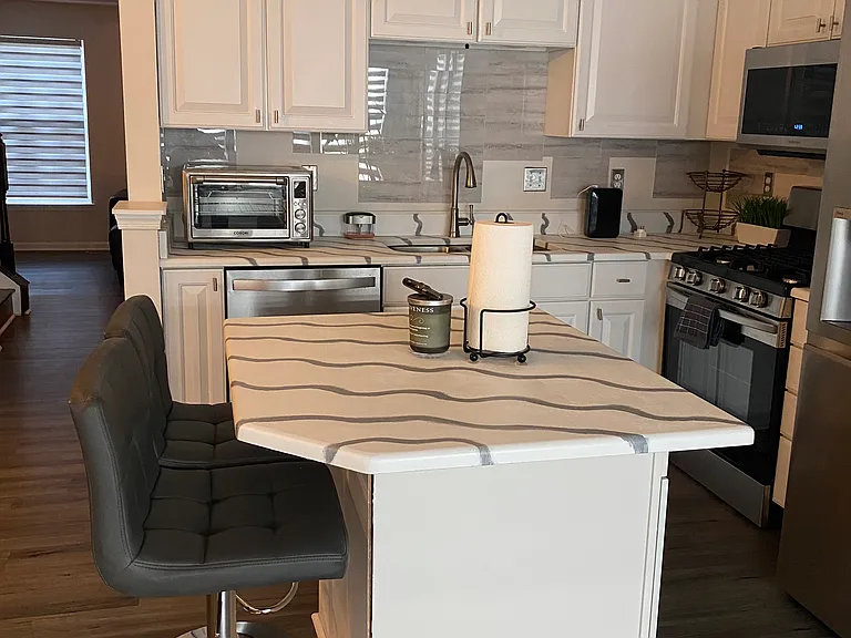 56 Mill Stream Rd — Photo 10