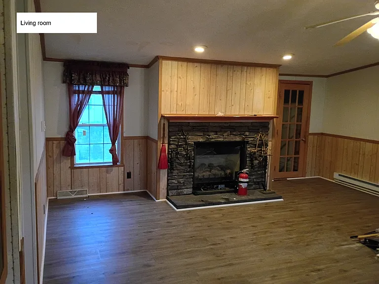 828 Shepherdstown Pike — Photo 2