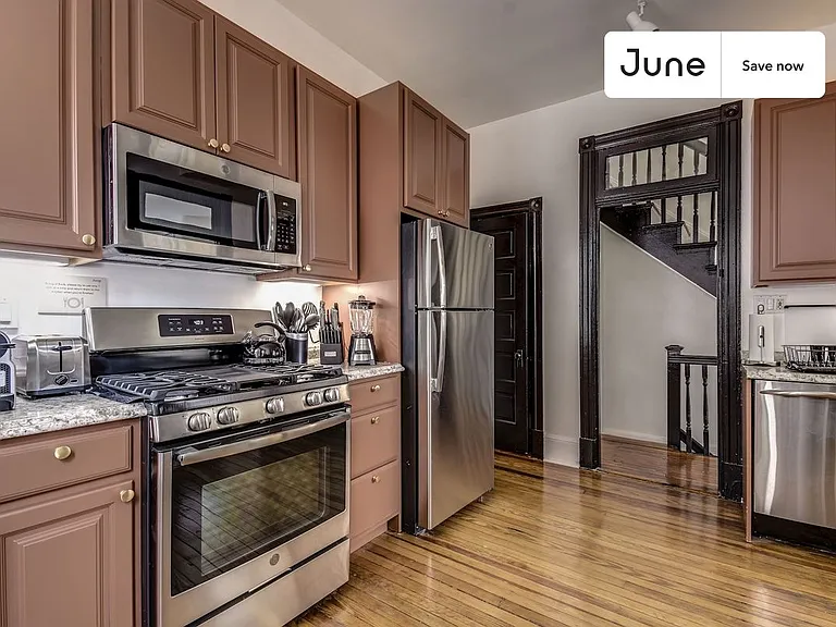 922 I St SE — Photo 3