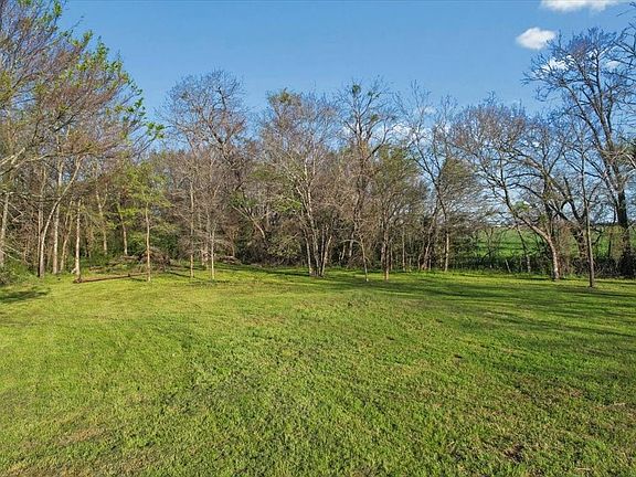 2nd image of 2615 County Road 2226