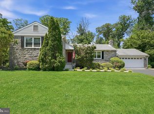 516 Ruxton Dr, Wilmington, DE 19809