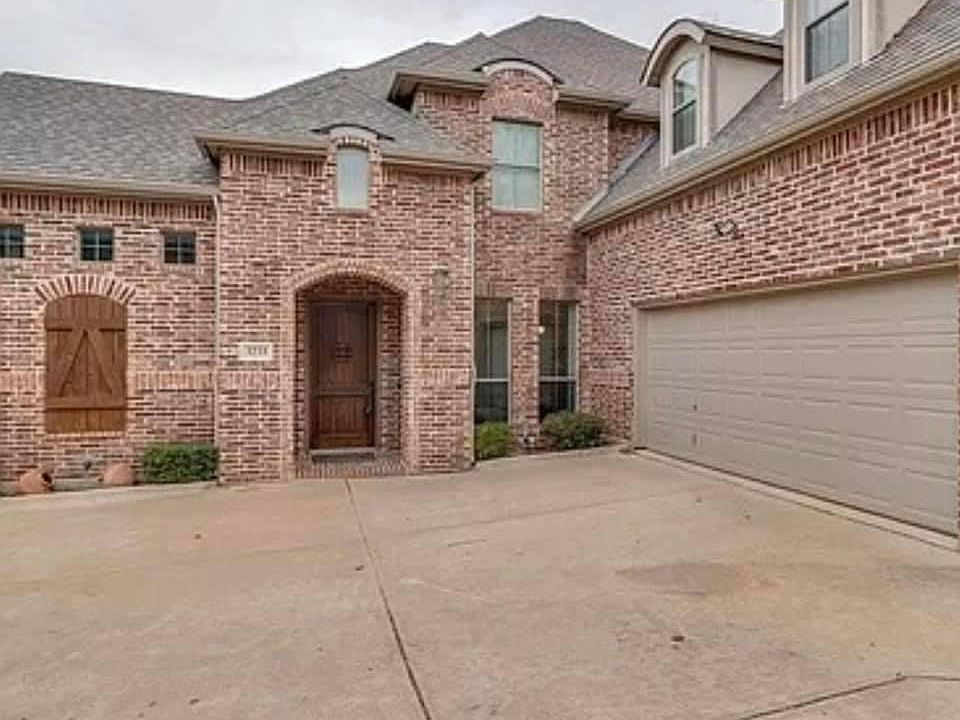1st image of 3233 Shadow Wood Cir
