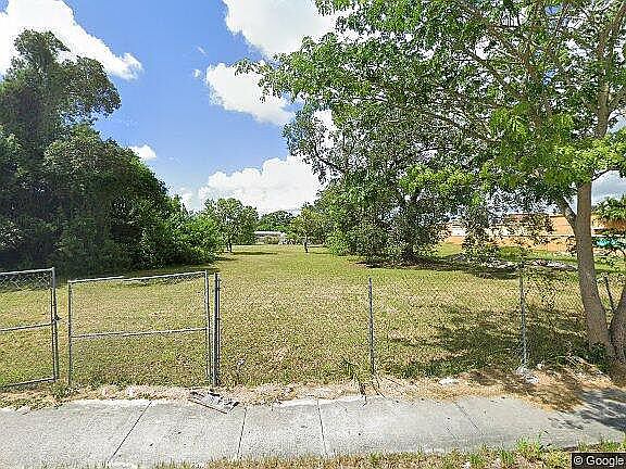1st image of 11888 SW 220th St
