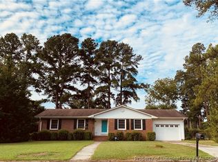 204 N Elmhurst Dr, Lumberton, NC 28358