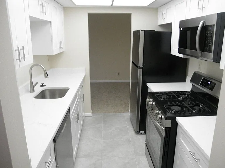 1601 S Flagler Dr #2120 — Photo 40