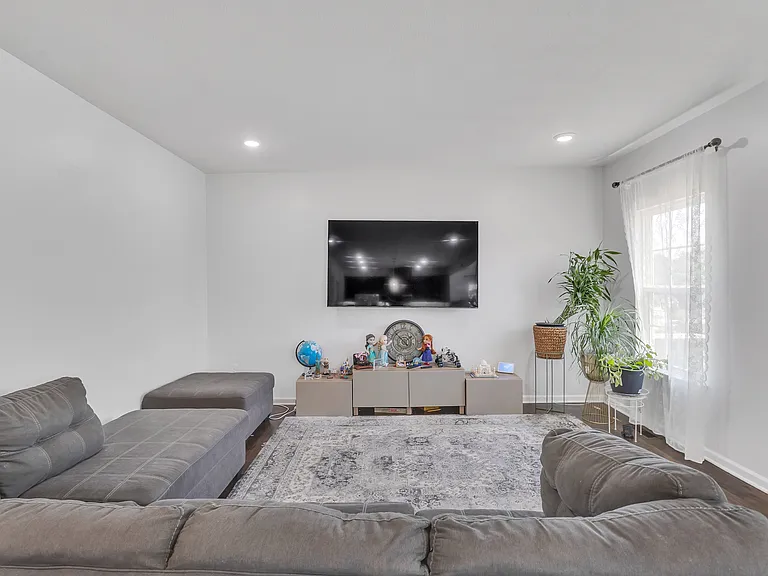 507 Audrey Ct — Photo 10