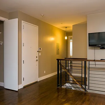 Rented by Nooklyn NYC LLC | media 40