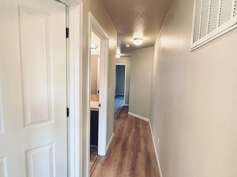 3374 SE Meadowview Way — Photo 19