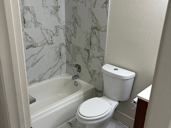 2nd image of 2563 S Recreation Ave