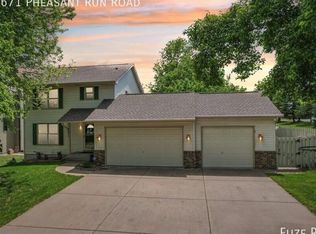 8671 Pheasant Run Rd, Woodbury, MN 55125