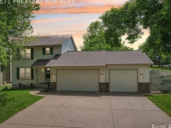 8671 Pheasant Run Rd, Woodbury, MN 55125