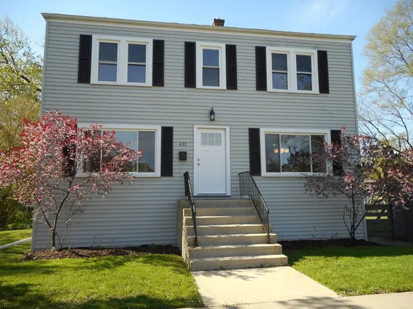431 W Elm St, Villa Park, IL 60181