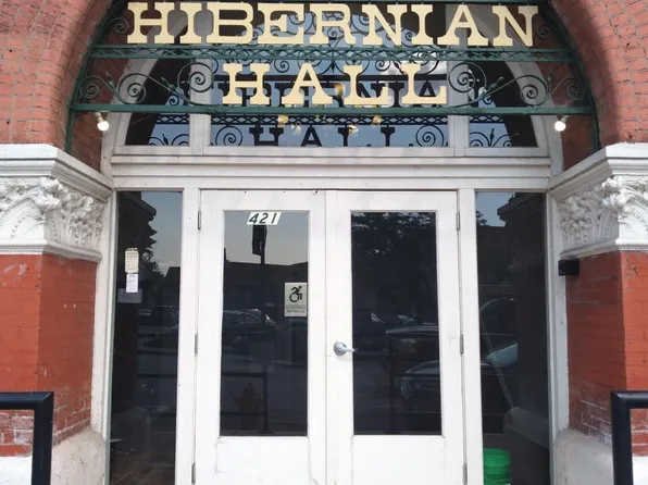 419-423 Brady St, Davenport, IA 52801