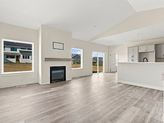 5th image of 1401 Green Oak Pass