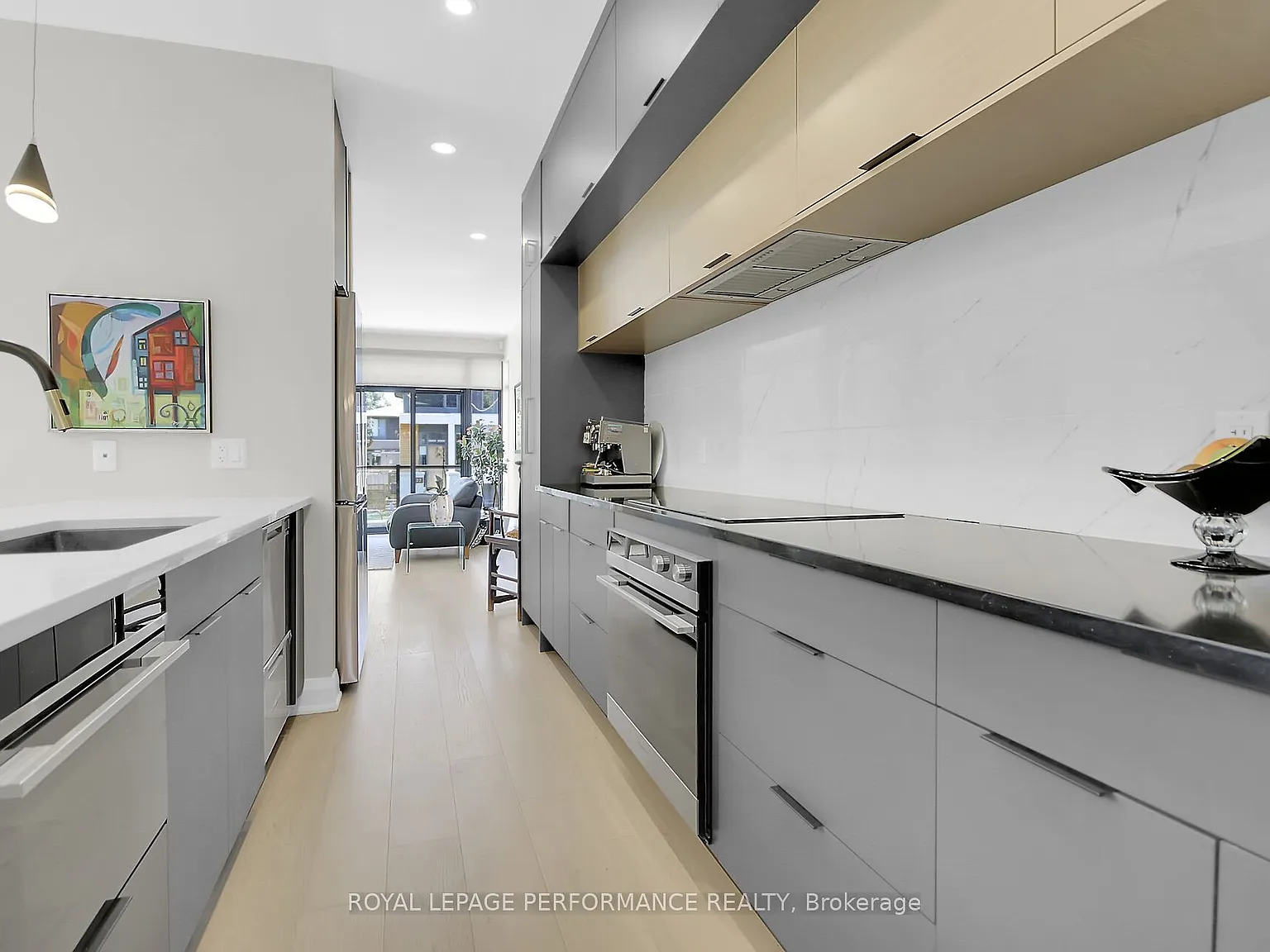 3 bed, $6,500 — Photo 4