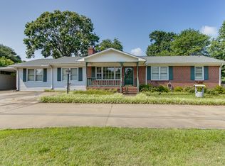 4 Brushy Creek Rd, Taylors, SC 29687