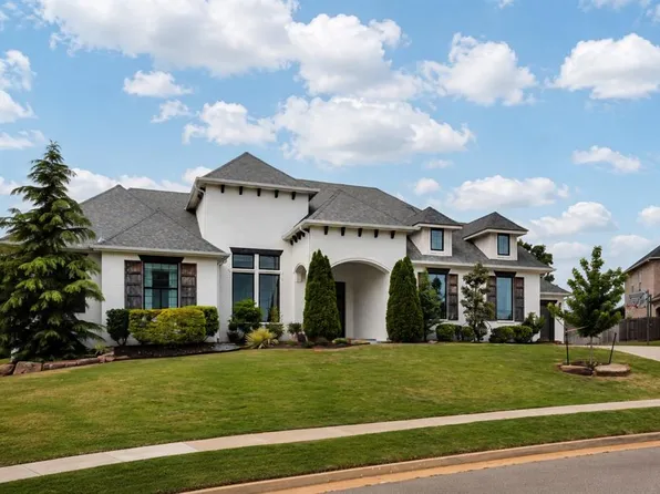 1140 Gateway Bridge Rd, Edmond, OK 73034