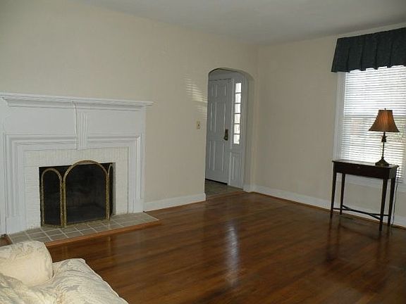 4th image of 254 James River Dr