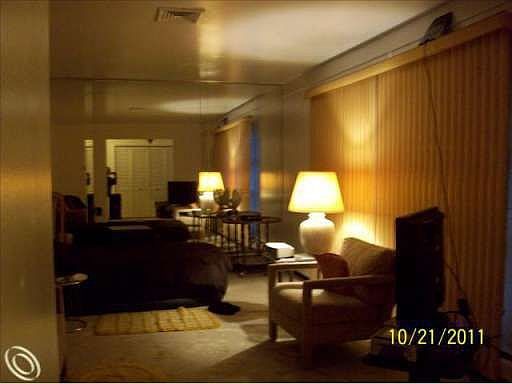 4th image of 19310 Eldridge Ln
