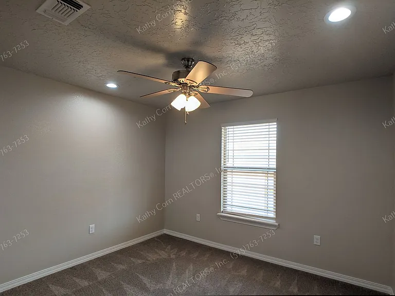 2031 Janeway St #M-N — Photo 15