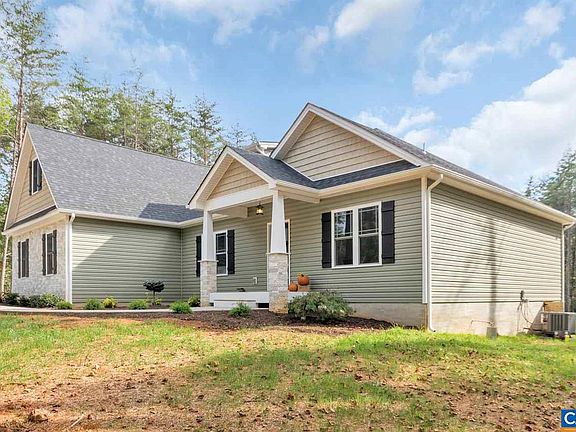 5th image of 225 Forest Glen Ln