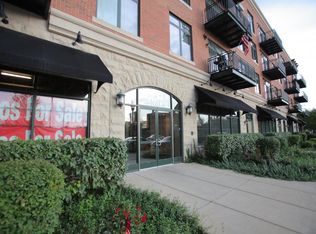 160 S River St UNIT 414, Aurora, IL