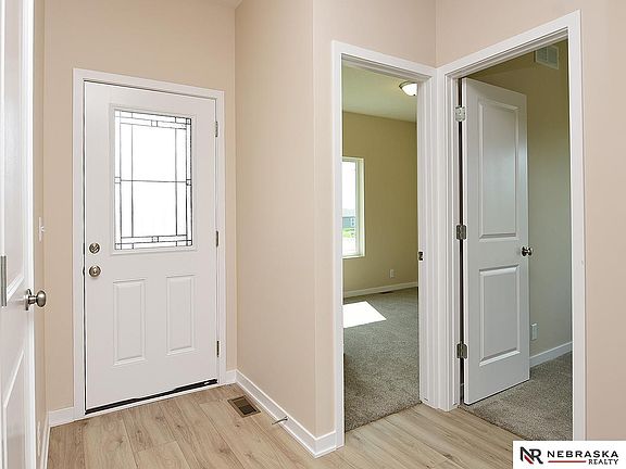 3rd image of 1720 Morgan Dr