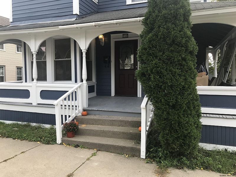 2nd image of 76 CATHERINE Street