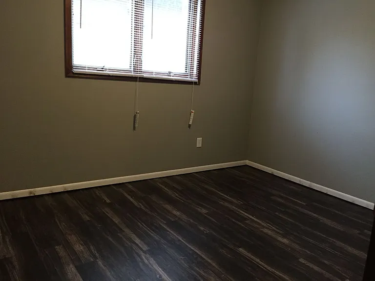 Ravenwood Rd Apartments — Photo 6