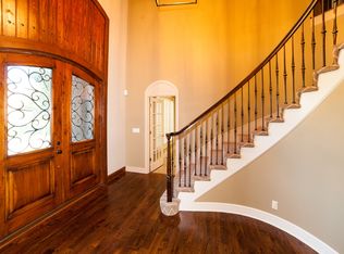 5724 W 146th St, Overland Park, KS 66223