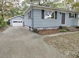 4110 Woodstock Ave SE, Wyoming, MI 49548