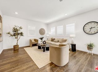 17028 Zion Dr, Santa Clarita, CA 91387