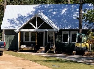 425 Pointe View Rd, Wedowee, AL 36278