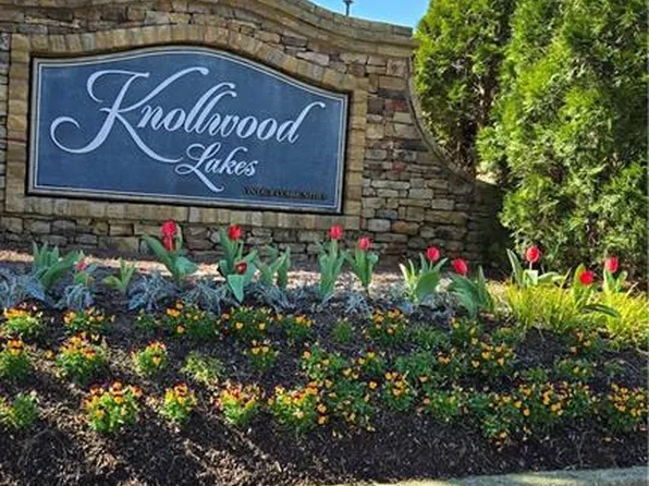 1550 Heatherglade Ln, Lawrenceville, GA 30045