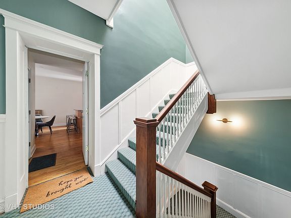 2nd image of 4347 S Greenwood Ave #202
