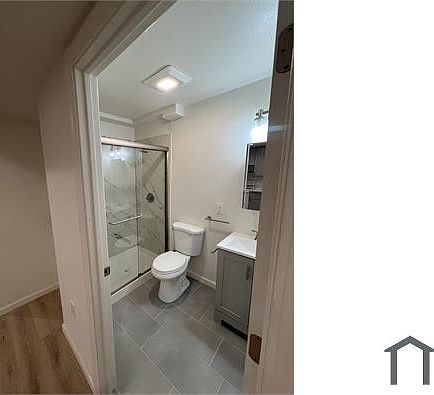 5th image of 2483A 27th Ave #2483A