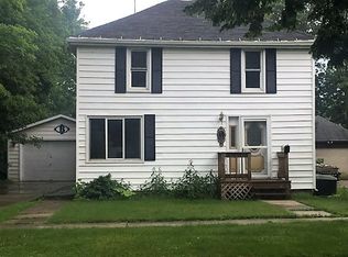 414 Center St, Kewaunee, WI 54216